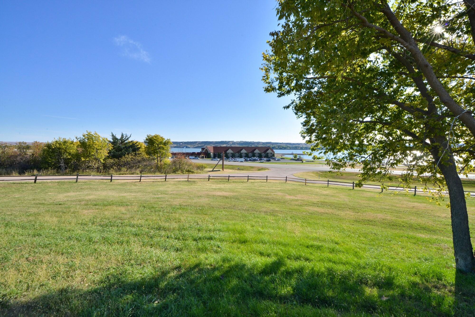 Arrowwood Resort At Cedar Shore Oacoma Εξωτερικό φωτογραφία