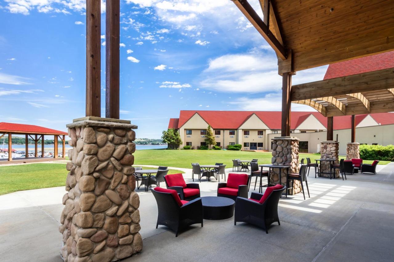 Arrowwood Resort At Cedar Shore Oacoma Εξωτερικό φωτογραφία